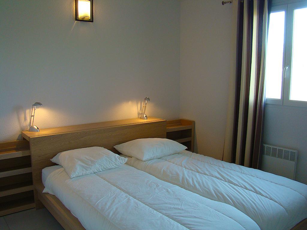 Etang Vallier Resort Brossac Room photo